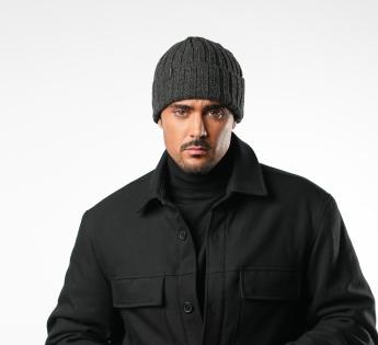 bonnet Pipolaki Pavel